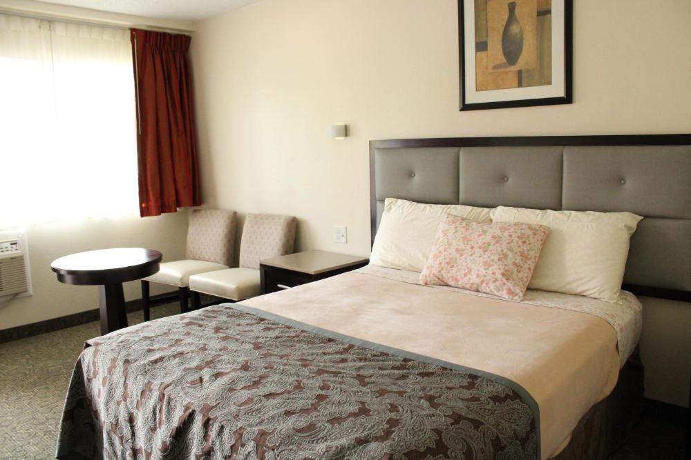 Deluxe Room interior